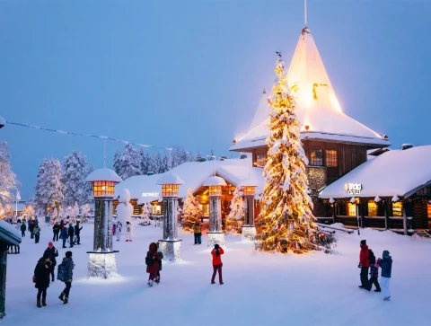 The Best Winter Travel Destinations For Christmas 2022